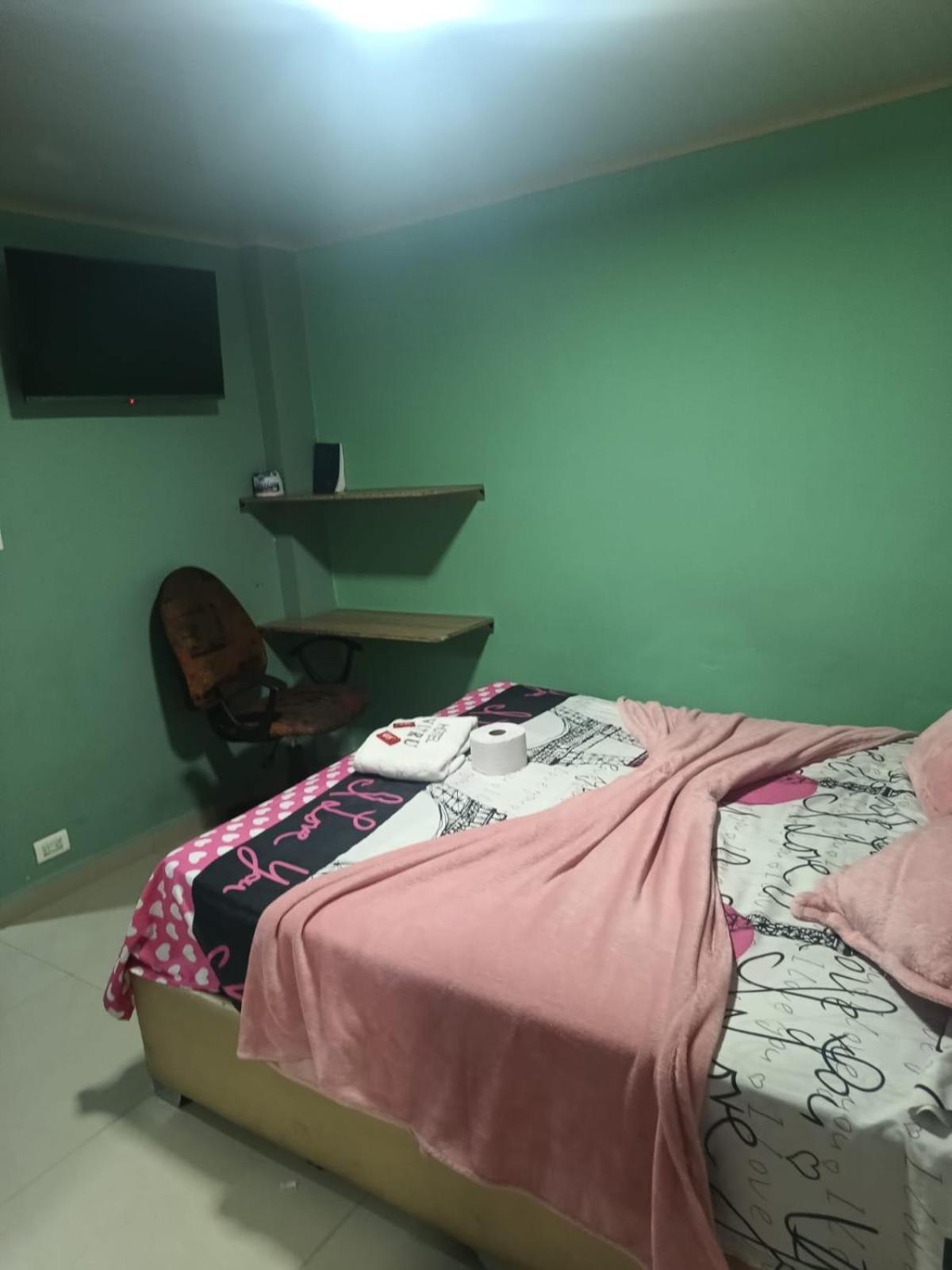 Hotel Vitru Кукута Экстерьер фото